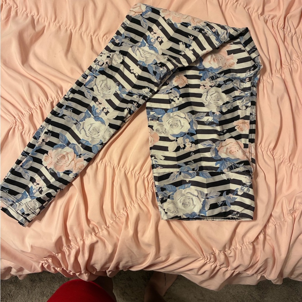 LuLaRoe Black & White Striped Floral Leggings with Blue and Pink Roses